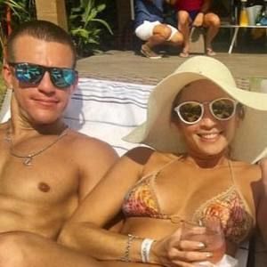 Meet your Posher, Christopher